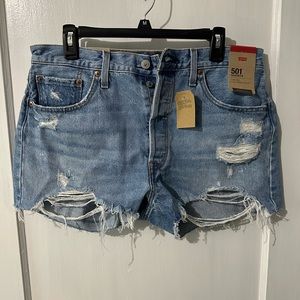 Brand new never worn Levi shorts